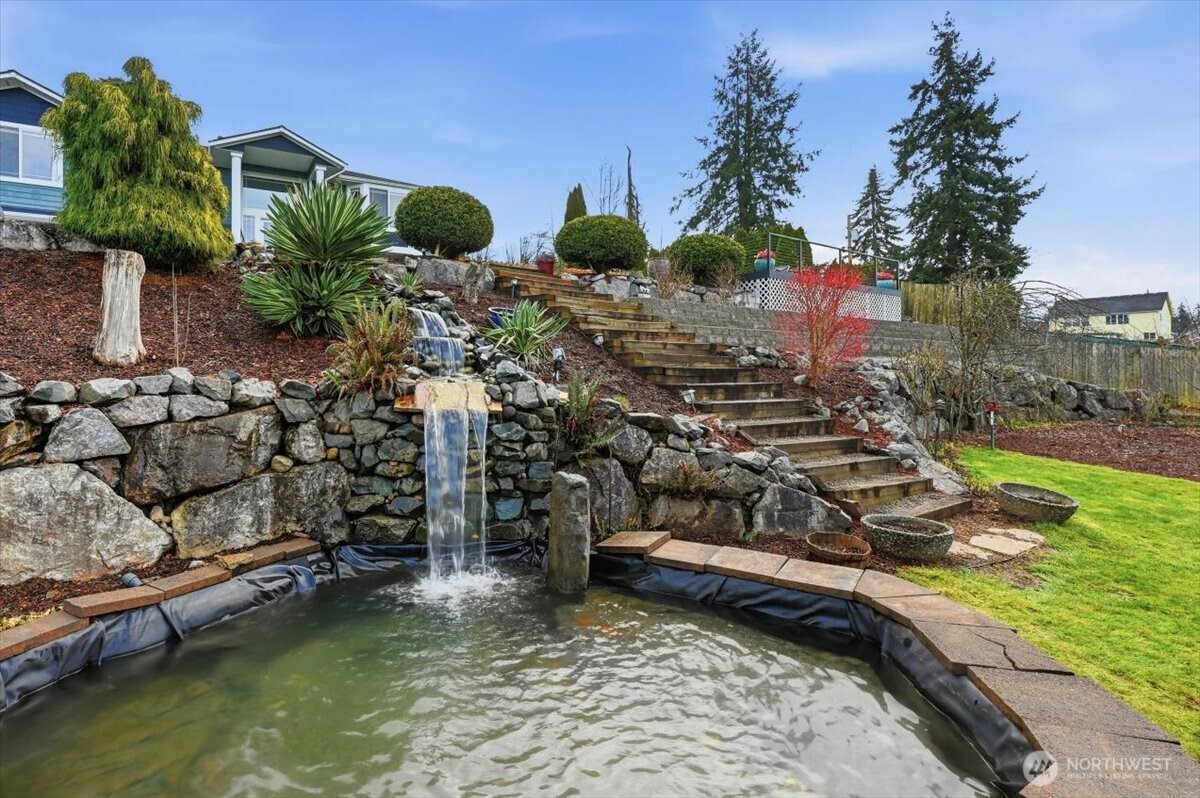 303 Vernon Road Lake Stevens, WA 98258 - Photo 6 of 40 Gallery Image 6
