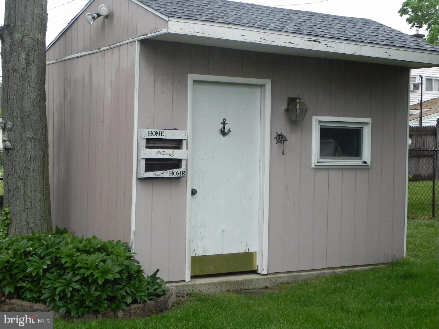 31 Hydrangea Road Levittown, PA 19056 - Photo 18 of 18 Storage Shed