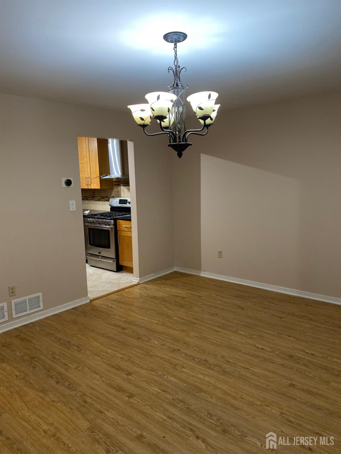358 Greenfield Road Bridgewater, NJ 08807 - Photo 12 of 43 Gallery Image 12