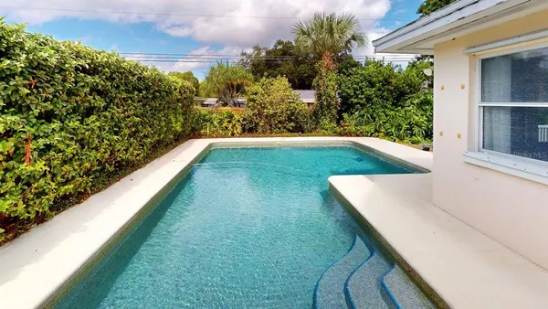 $475,000 | 1618 Tuscola Road, Clearwater, FL 33756