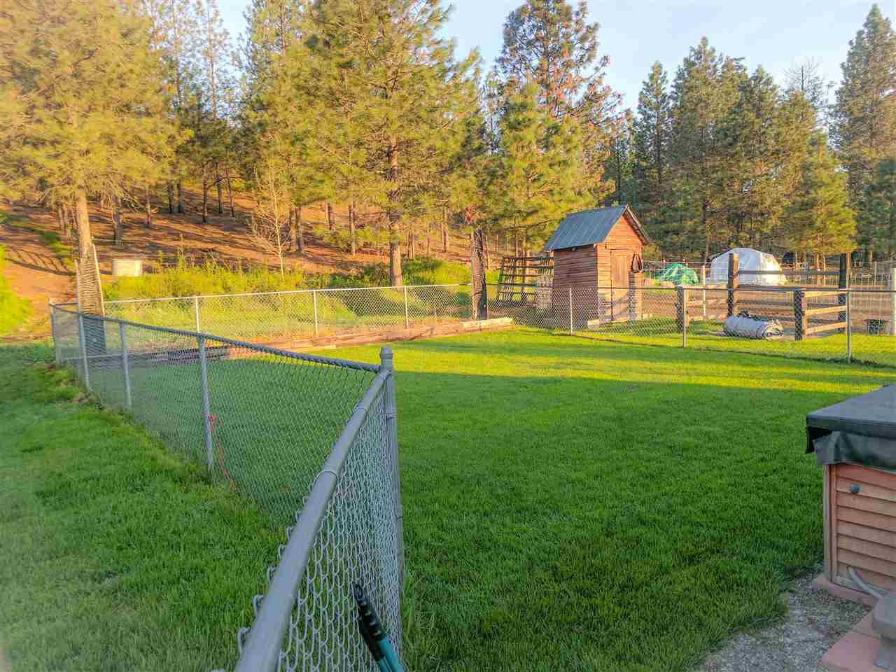 26717 North Yale Road Chattaroy, WA 99003 - Photo 16 of 20
