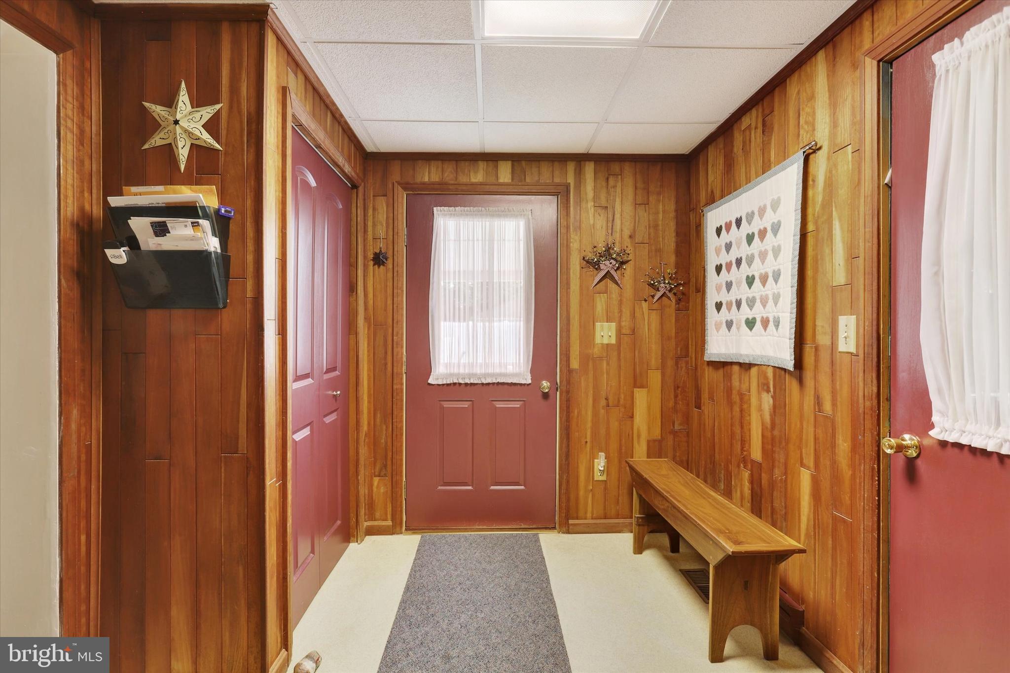 610 Westover Road Shippensburg, PA 17257 - Photo 20 of 36 Vestibule