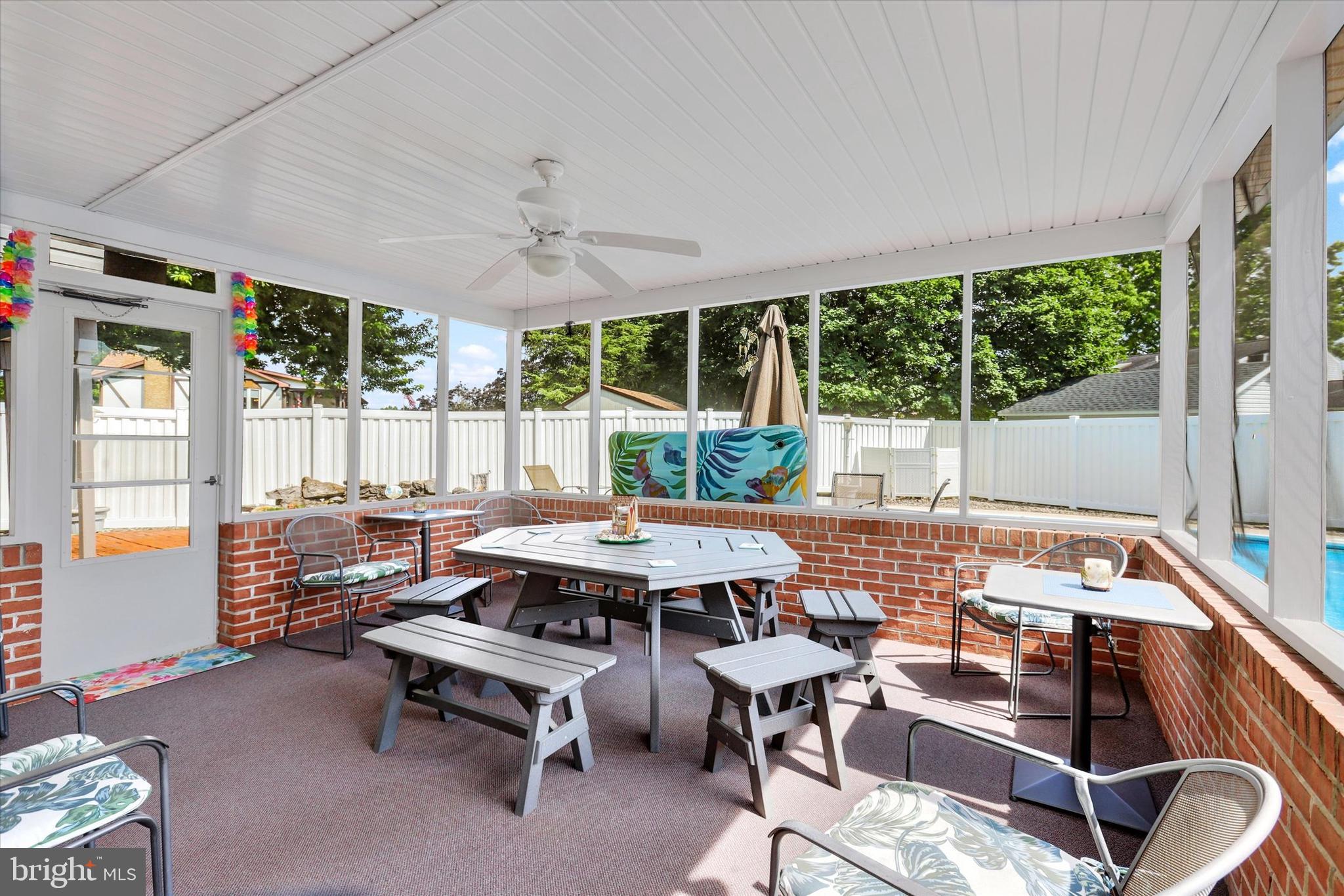 610 Westover Road Shippensburg, PA 17257 - Photo 6 of 36 Screened in porch