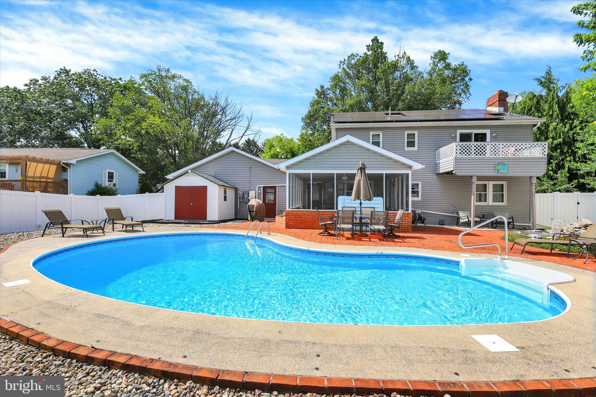 610 Westover Road Shippensburg, PA 17257 - Photo 8 of 36 Inground Pool