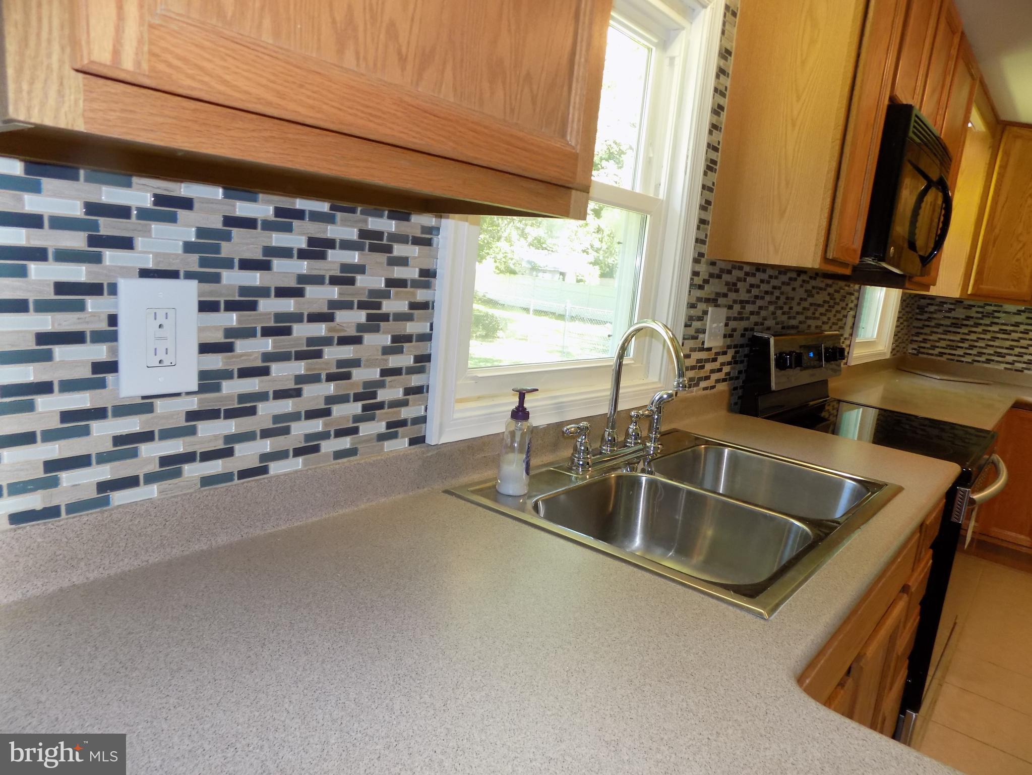 620 Romancoke Road Stevensville, MD 21666 - Photo 11 of 47 Fully remodeled kitchen!