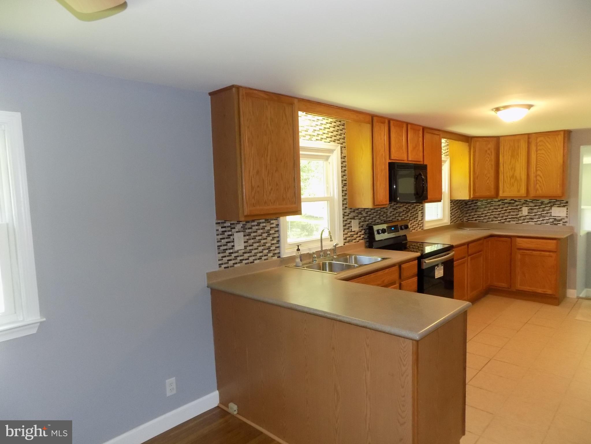 620 Romancoke Road Stevensville, MD 21666 - Photo 13 of 47 Fully remodeled kitchen!