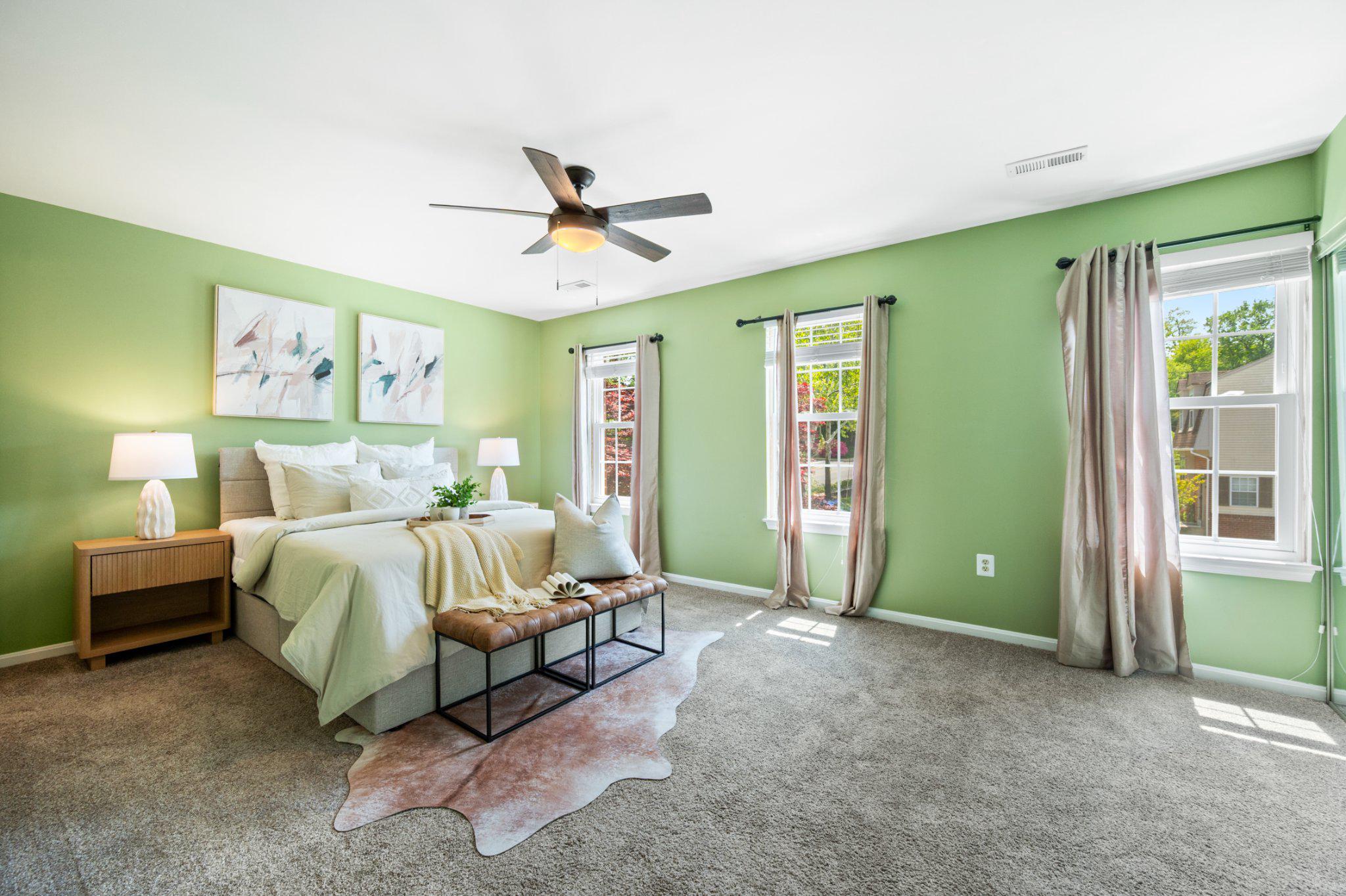 10364 Castlehedge Terrace Silver Spring, MD 20902 - Photo 16 of 31 Nice and sunny!