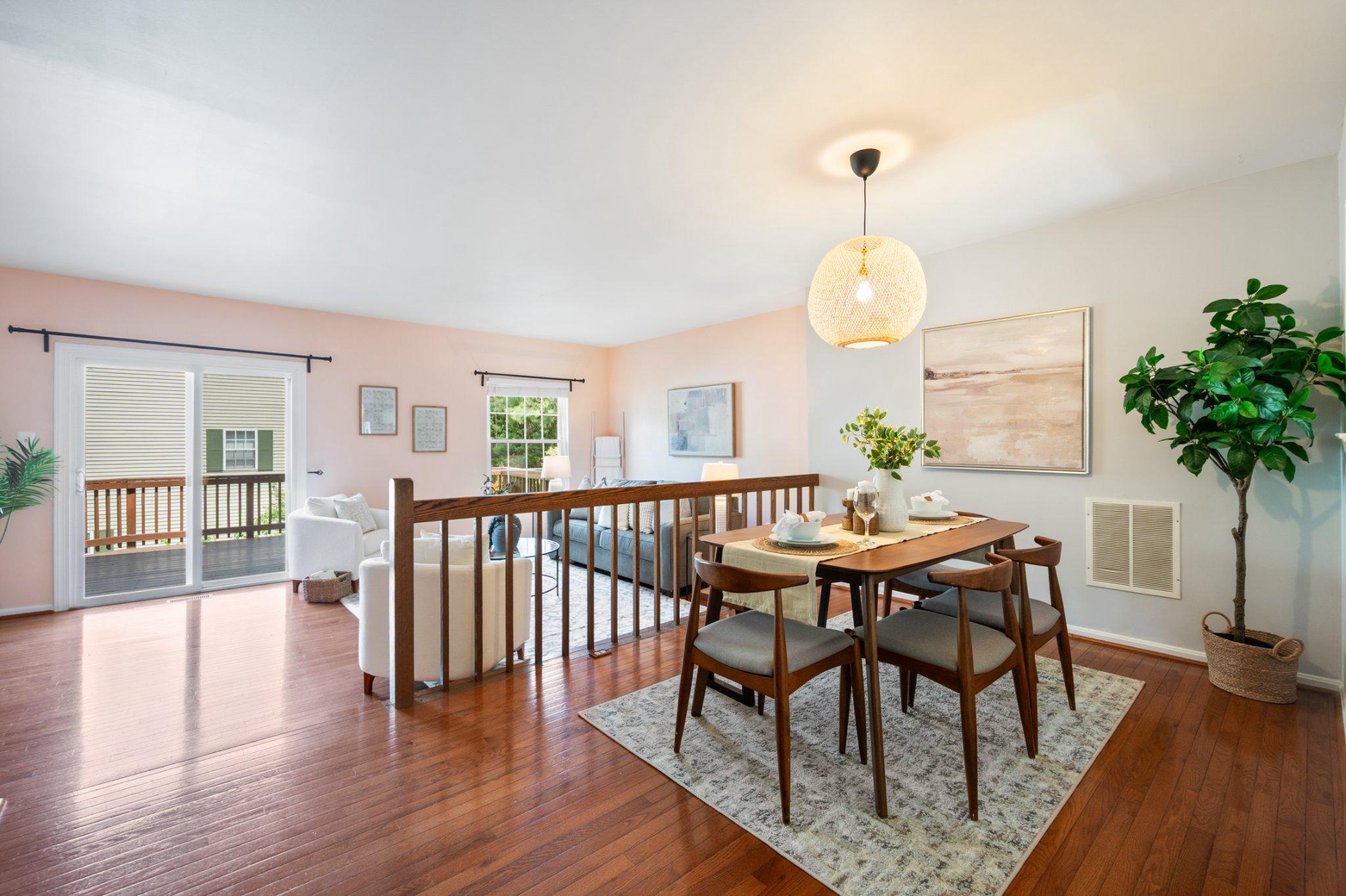 10364 Castlehedge Terrace Silver Spring, MD 20902 - Photo 6 of 31 Warm and inviting!