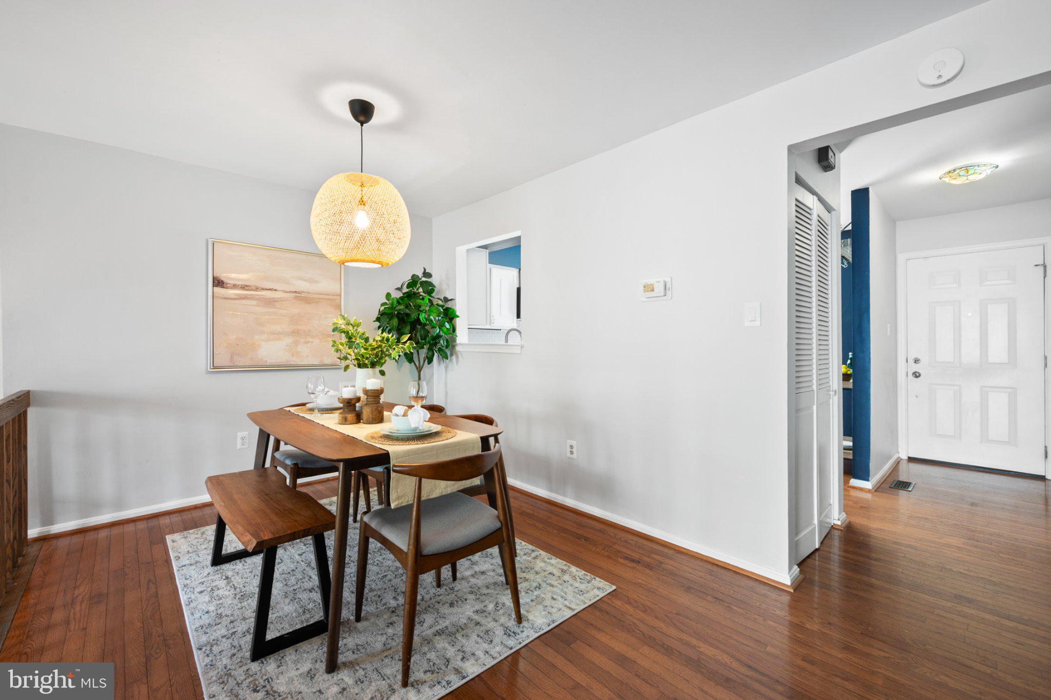 10364 Castlehedge Terrace Silver Spring, MD 20902 - Photo 8 of 31 Bright and inviting dining space.