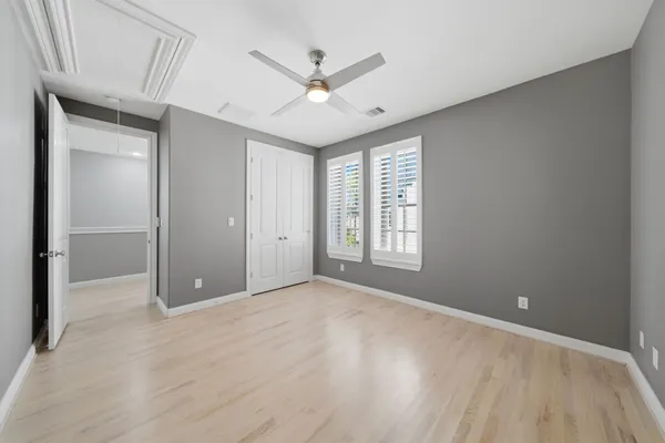 $585,000 | 1135 West 21st Street, Houston, TX 77008