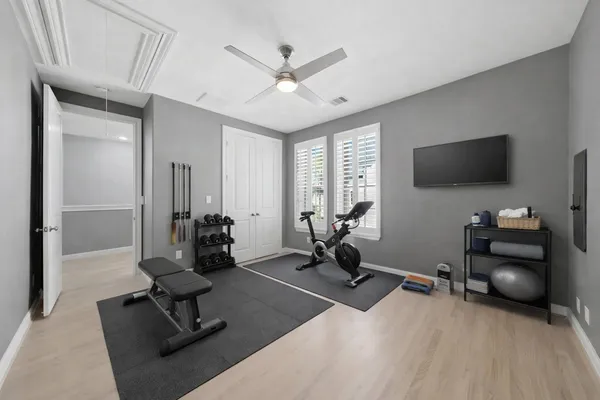 $585,000 | 1135 West 21st Street, Houston, TX 77008