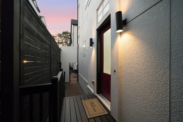 $585,000 | 1135 West 21st Street, Houston, TX 77008