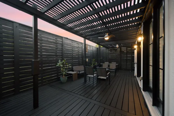 $585,000 | 1135 West 21st Street, Houston, TX 77008