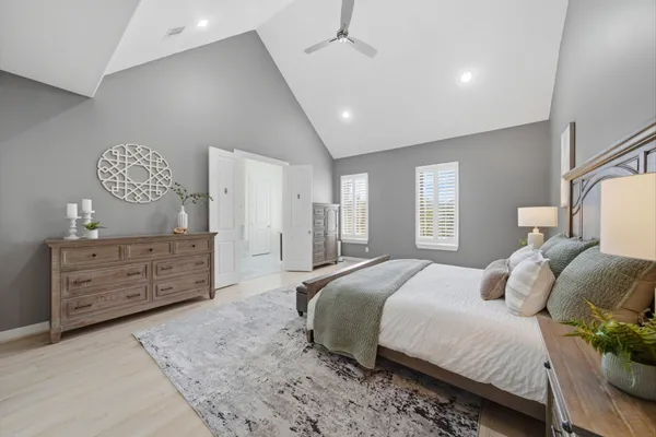 $585,000 | 1135 West 21st Street, Houston, TX 77008