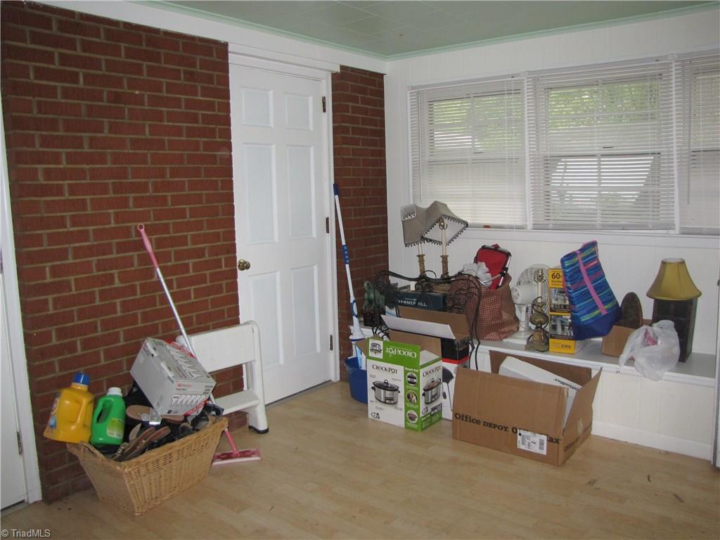 209 Rolling Road Burlington, NC 27217 - Photo 19 of 22 Office or Flex Room w/2 W-I-C's & Bench