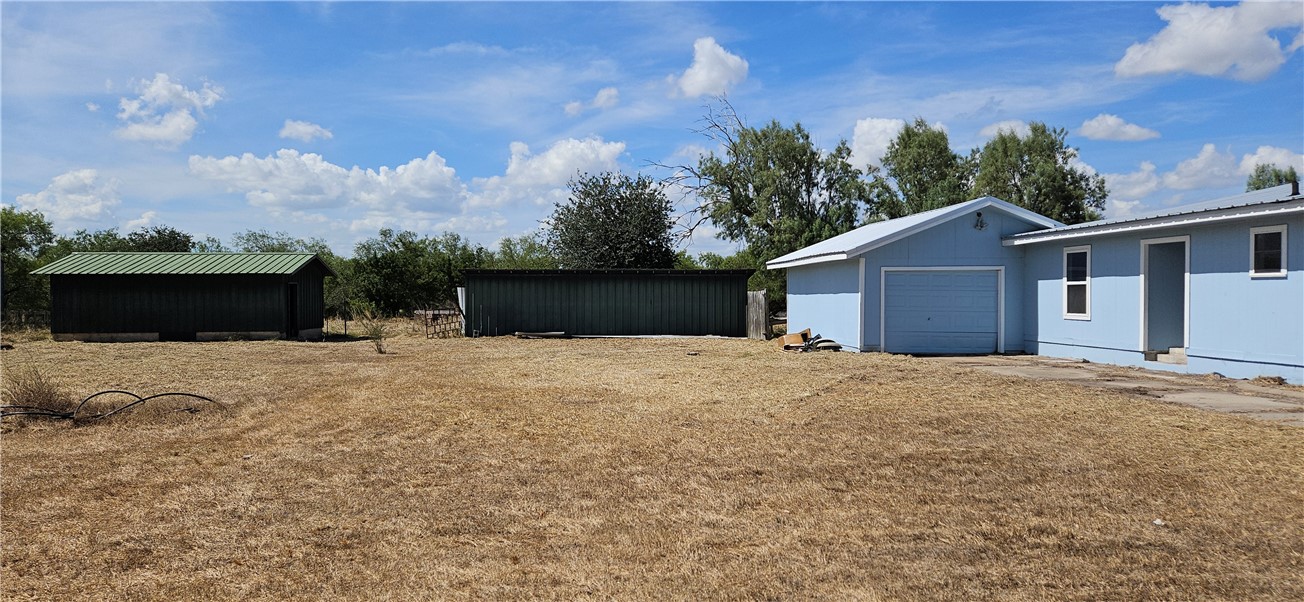 21236 County Road 1456 Mathis, TX 78368 - Photo 3 of 4