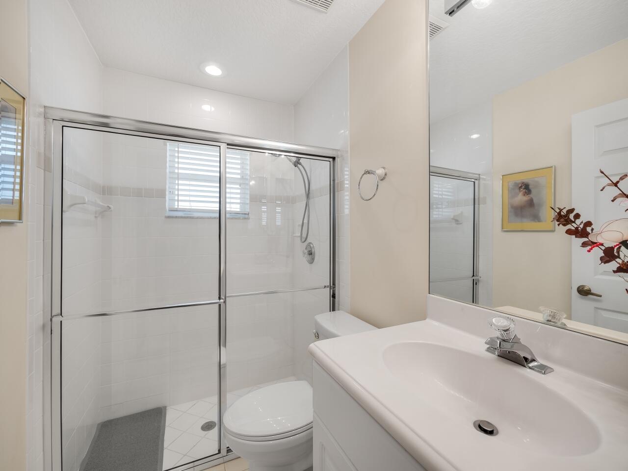 7440 Falls Road West Boynton Beach, FL 33437 - Photo 15 of 24 Second Bathroom