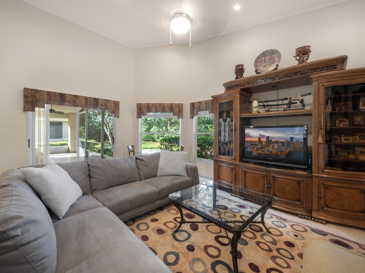 7440 Falls Road West Boynton Beach, FL 33437 - Photo 6 of 24 Family Room
