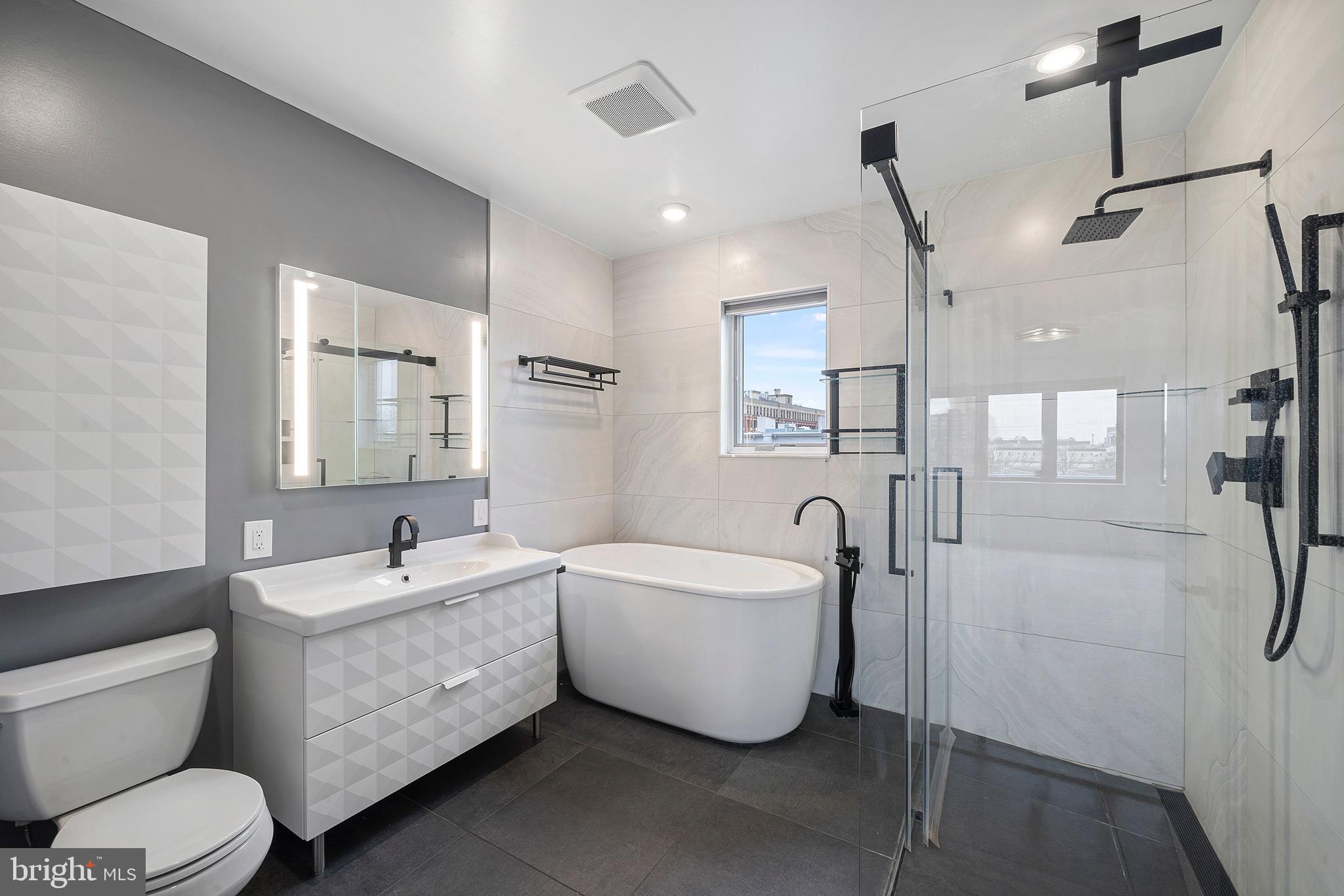 928 Wallace Street Philadelphia, PA 19123 - Photo 23 of 30