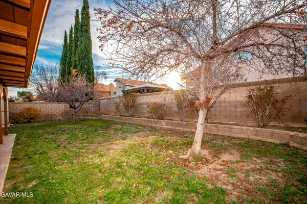 $435,000 | 43629 Rembrandt Street, Lancaster, CA 93535