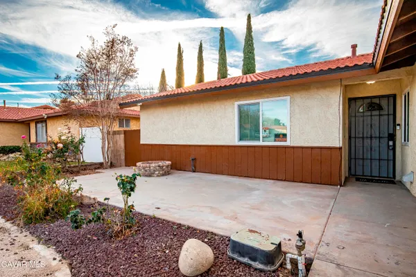 $435,000 | 43629 Rembrandt Street, Lancaster, CA 93535