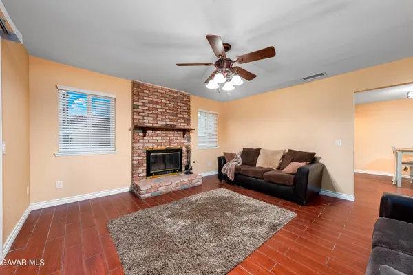 $435,000 | 43629 Rembrandt Street, Lancaster, CA 93535