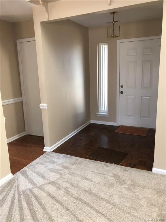 9843 Fairway Ridge Road Charlotte, NC 28277 - Photo 4 of 7
