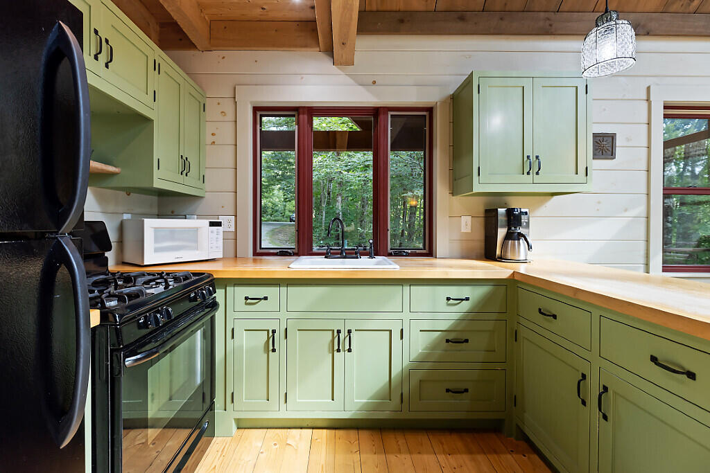 157 Iron Bridge Road Kingfield, ME 04947 - Photo 8 of 46 Custom kitchen