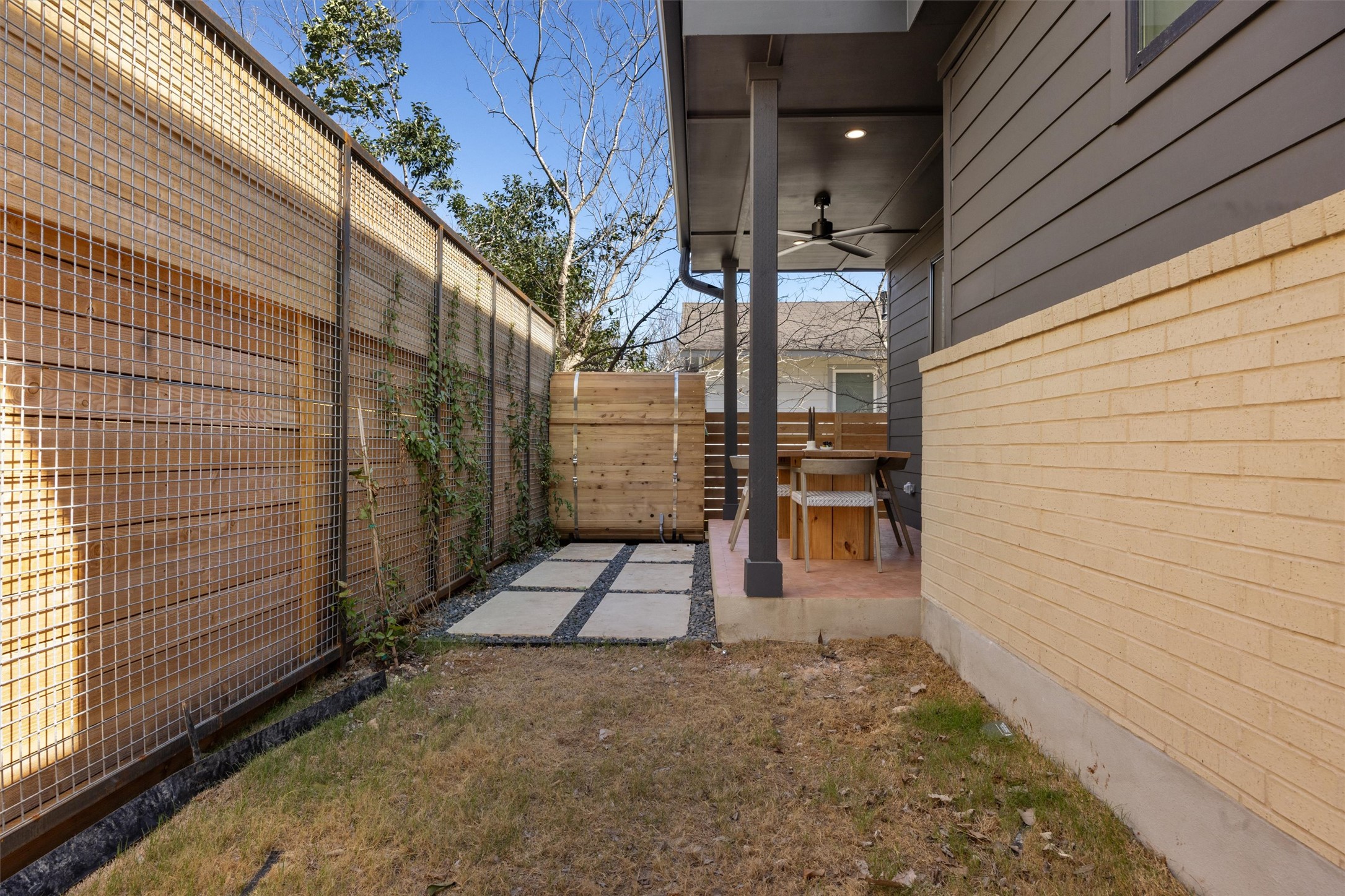 1004 Fiesta Street, Unit 1 Austin, TX 78702 - Photo 34 of 37