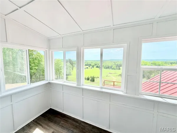 $750,000 | 324 County Road 57, Belleview, MO 63623