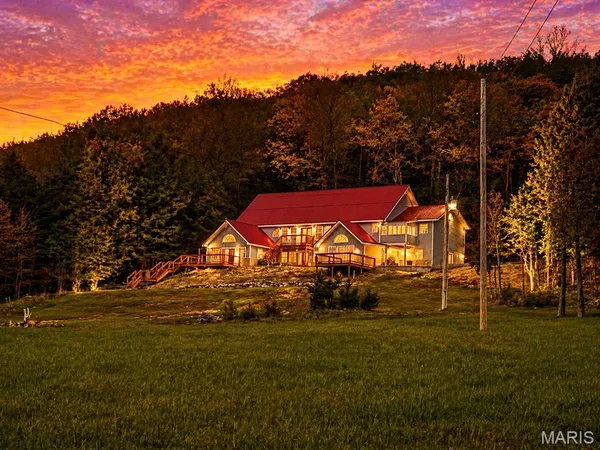 $750,000 | 324 County Road 57, Belleview, MO 63623