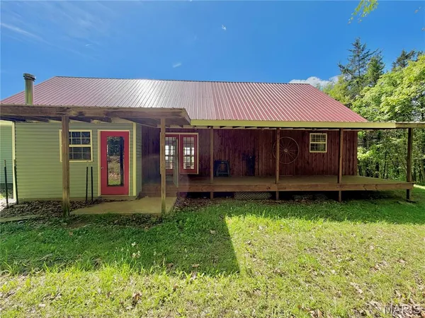 $750,000 | 324 County Road 57, Belleview, MO 63623