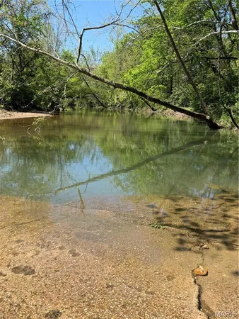 $750,000 | 324 County Road 57, Belleview, MO 63623