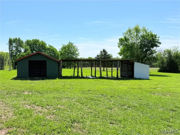 $750,000 | 324 County Road 57, Belleview, MO 63623