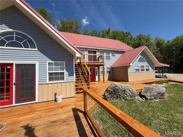 $750,000 | 324 County Road 57, Belleview, MO 63623