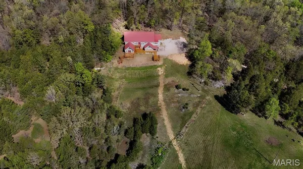 $750,000 | 324 County Road 57, Belleview, MO 63623