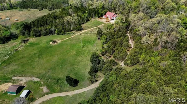 $750,000 | 324 County Road 57, Belleview, MO 63623