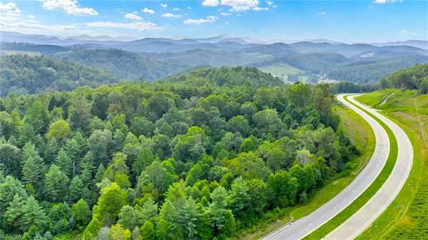 $599,900 | 221 South Fleetwood Nc 28626 South, Fleetwood, NC 28626