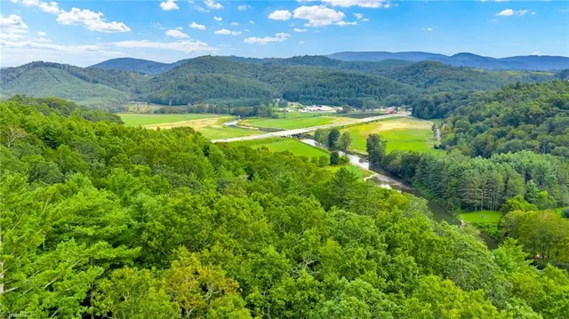 $649,900 | 221 South Fleetwood Nc 28626 South, Fleetwood, NC 28626