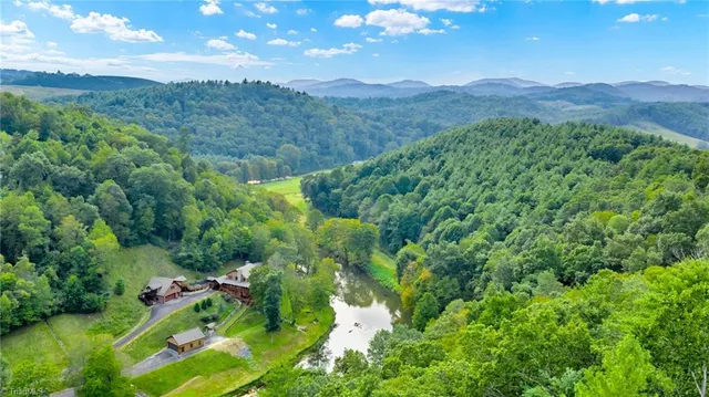 $649,900 | 221 South Fleetwood Nc 28626 South, Fleetwood, NC 28626