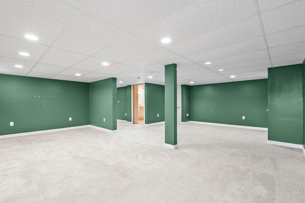 2 Crestwood Road Paxton, MA 01612 - Photo 26 of 31 Gallery Image 26