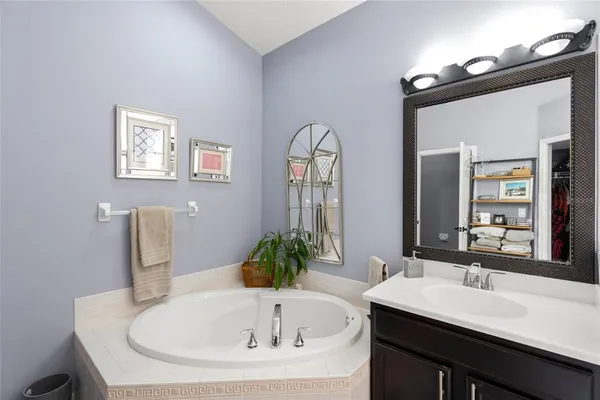 $649,900 | 6723 Tailfeather Way, Bradenton, FL 34203