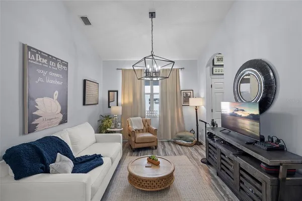 $649,900 | 6723 Tailfeather Way, Bradenton, FL 34203