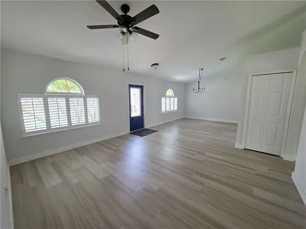 $3,000 | 5230 Compass Pointe Circle, Vero Beach, FL 32966