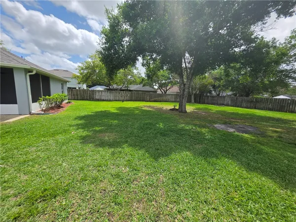 $3,000 | 5230 Compass Pointe Circle, Vero Beach, FL 32966