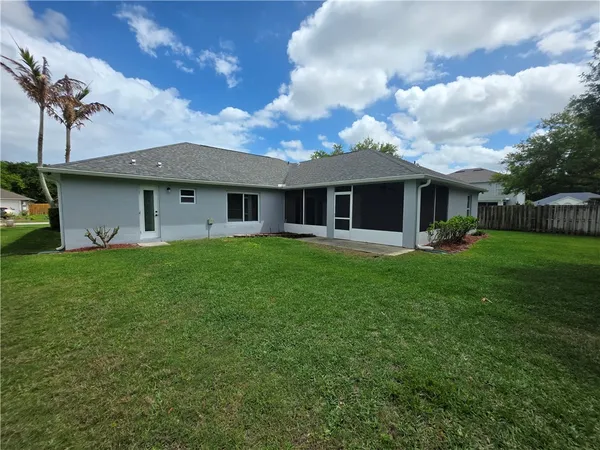 $3,000 | 5230 Compass Pointe Circle, Vero Beach, FL 32966