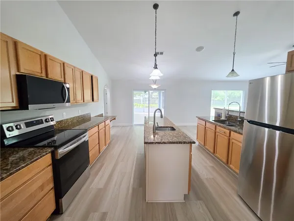 $3,000 | 5230 Compass Pointe Circle, Vero Beach, FL 32966
