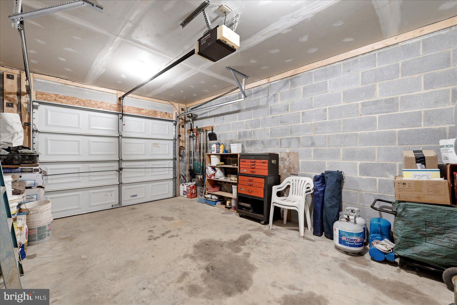 2315 Ritter Drive Yellow Spring, WV 26865 - Photo 41 of 90 Garage