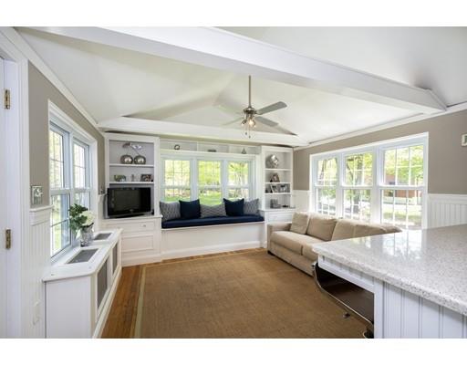 372 Country Way Scituate, MA 02066 - Photo 4 of 33 Gallery Image 4