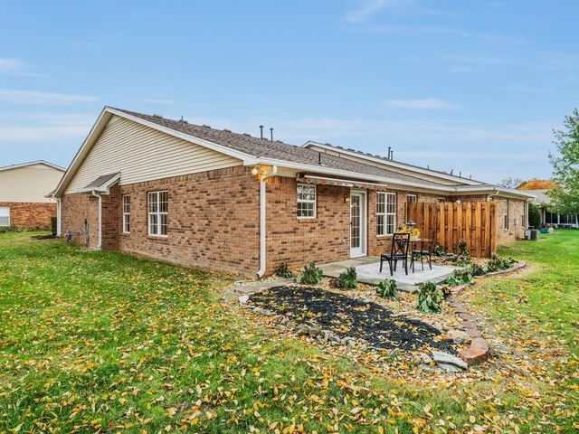 $359,900 | 702 Forest Glen Circle, Murfreesboro, TN 37128